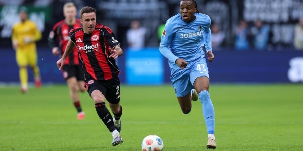 2-0，20岁法国新星发威：助法兰克福完胜弗赖堡，避免德甲2连败