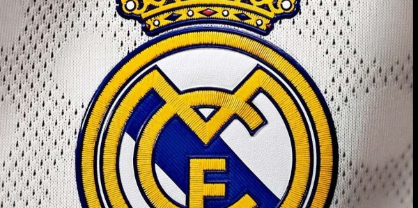 1场欧冠2次被辱！皇马这次能帮维尼修斯讨回公道吗？