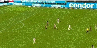 3-0，拜仁豪取13连胜+排德甲第一，迪亚斯2球1助，凯恩无敌远射