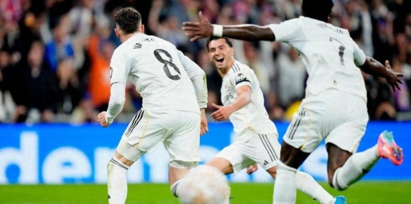 3-2绝杀翻盘！皇马拿下德比大战，西甲争冠稳扎稳打，与巴萨仅差四分